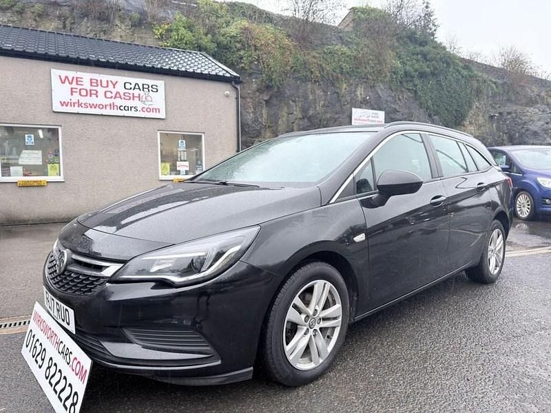 Used Vauxhall Astra Design Edition 2017 Black Estate