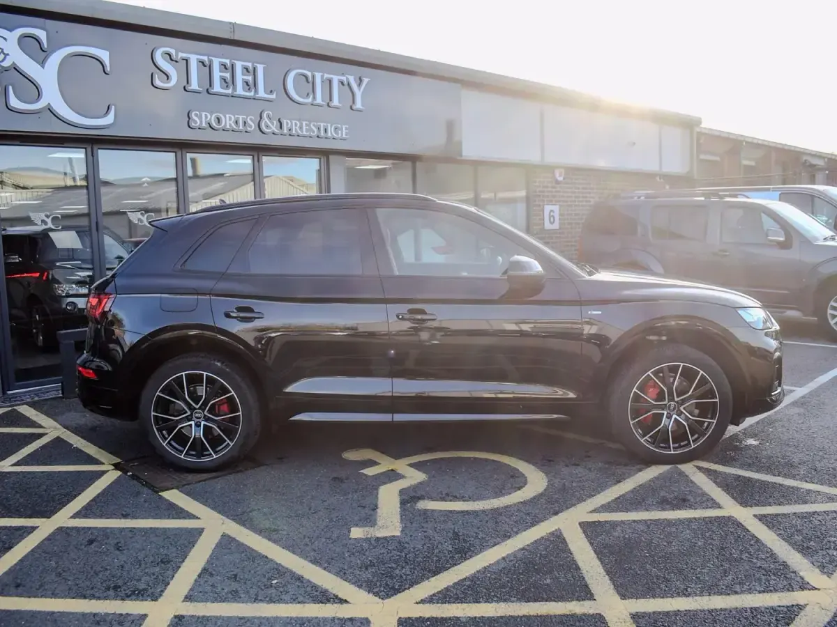 Usado Audi Q5 Comfort 2021 Negro SUV