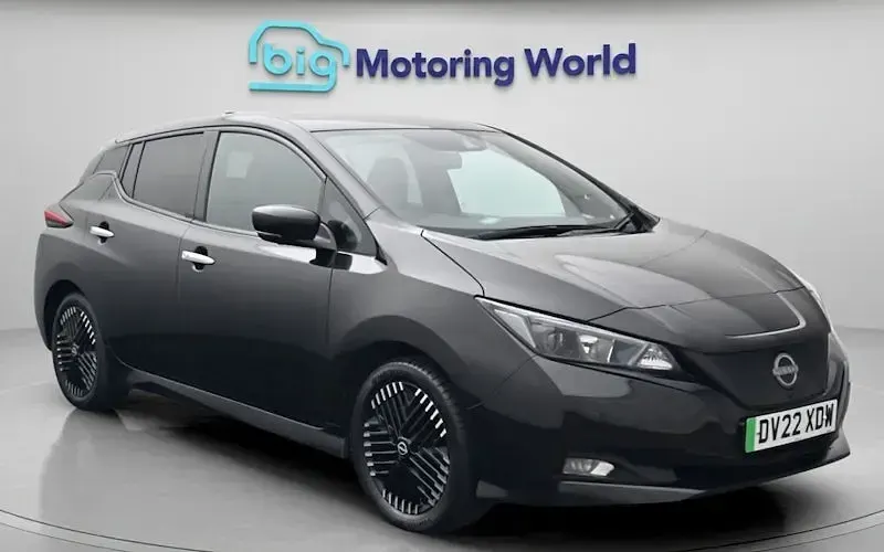 Used Nissan Leaf N-Connecta 110 kW (150 HP) 2025 Hatchback