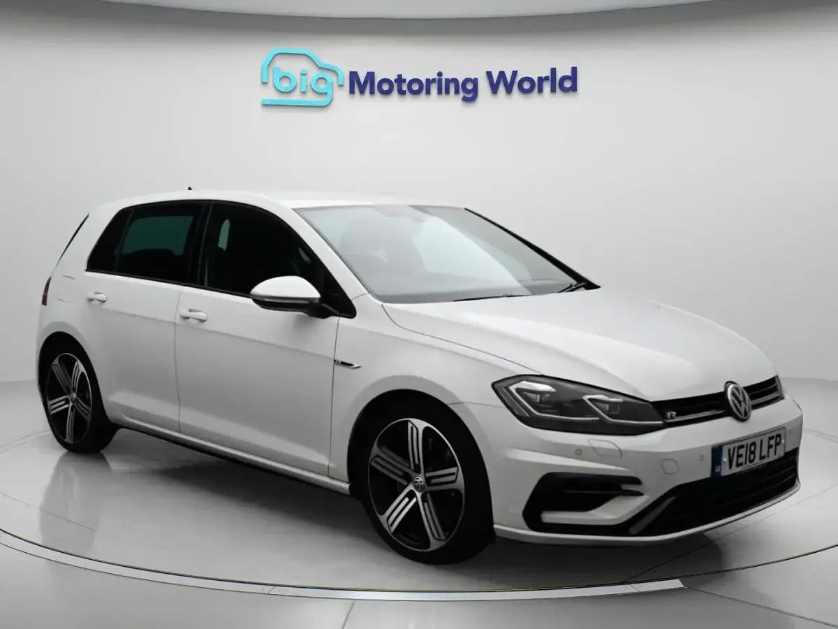 Used VW Golf VII R 310 HP (228 kW) 2018 Hatchback