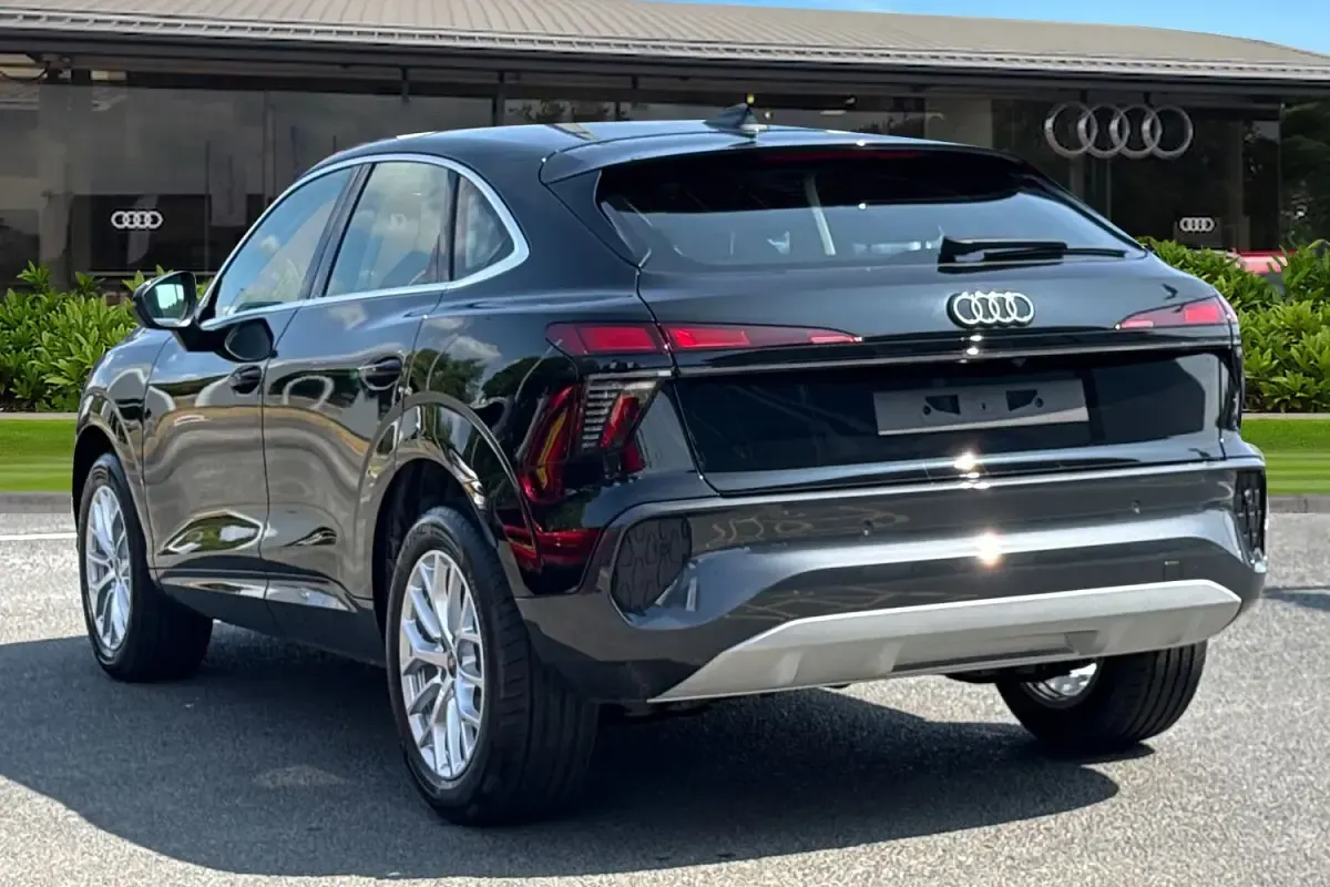 New Audi Q3 Sportback Sport 2026 Black SUV