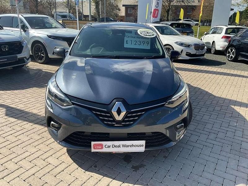 Used Renault Clio V Techno 143 HP (105 kW) 2022 Grey Hatchback