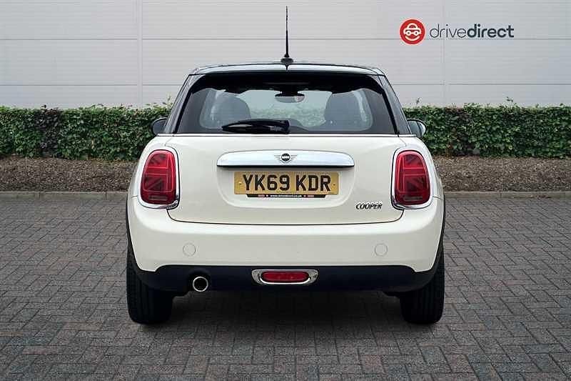 Used Mini Cooper Exclusive 136 HP (100 kW) 2020 White Hatchback