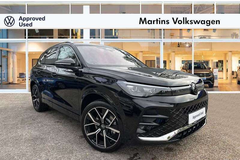 Black Used 2025 VW Tiguan R-line SUV | £36,995 (Expensive) - Image 1/4