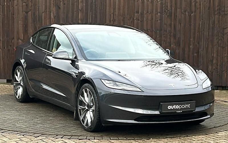 Grey Used 2023 Tesla Model 3 Long Range AWD Sedan | £34,999 - Image 1/3