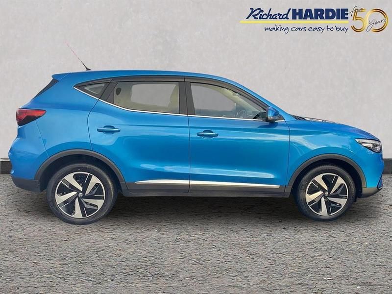 Used MG ZS SE 127 kW (174 HP) 2022 Blue SUV