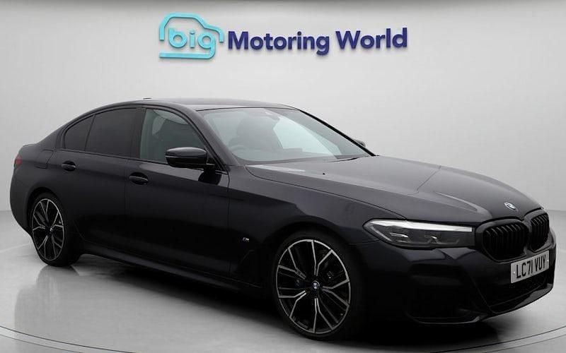 Used 2023 BMW 520 M Sport Sedan | £25,700 (Good price) - Image 1/4