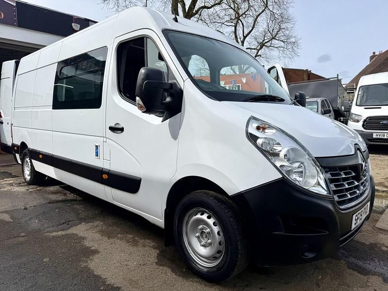 Used Renault Master Business 2019 White MPV