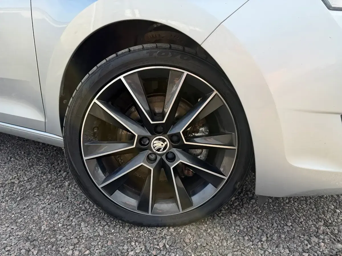 Used Skoda Rapid Sport 110 HP (80 kW) 2016 Silver Hatchback