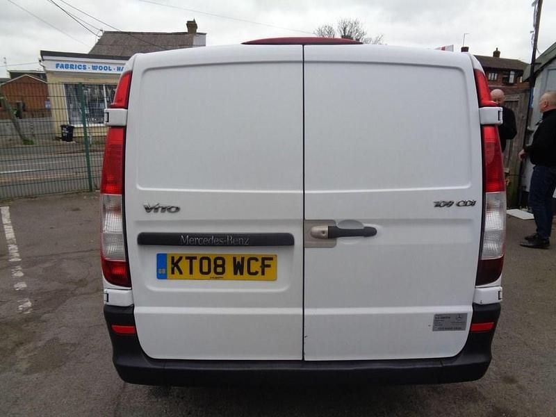 Used Mercedes Vito 95 HP (69 kW) 2008 White Van