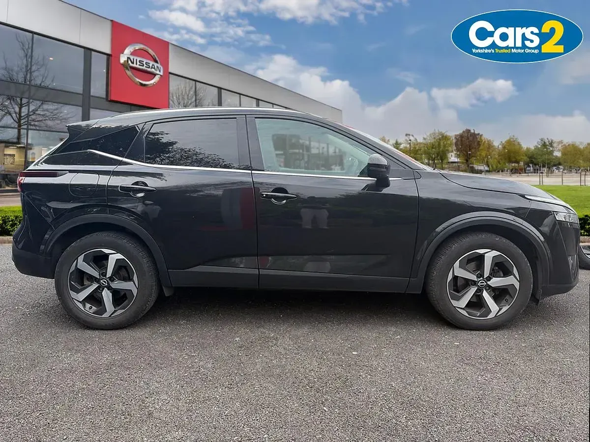 Used Nissan Qashqai N-Connecta 2024 Black SUV