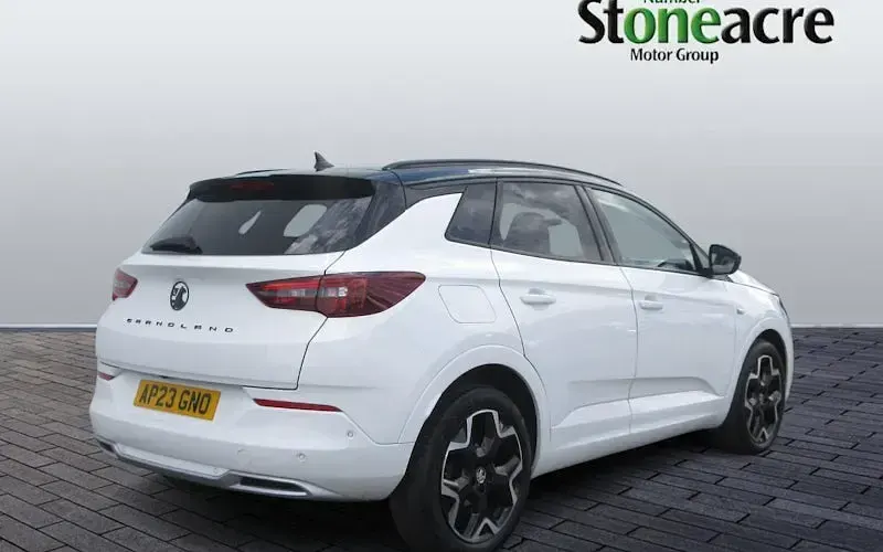 Used Vauxhall Grandland X Ultimate 131 HP (96 kW) 2023 White SUV