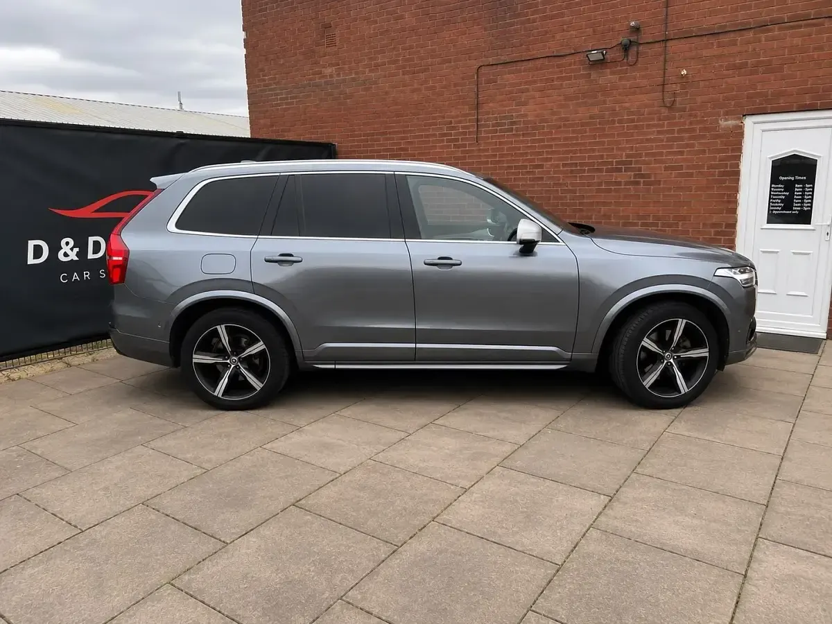 Used Volvo XC90 R-Design 221 HP (162 kW) 2016 Grey SUV