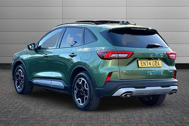 Used Ford Kuga Active 243 HP (178 kW) 2025 Bursting green SUV