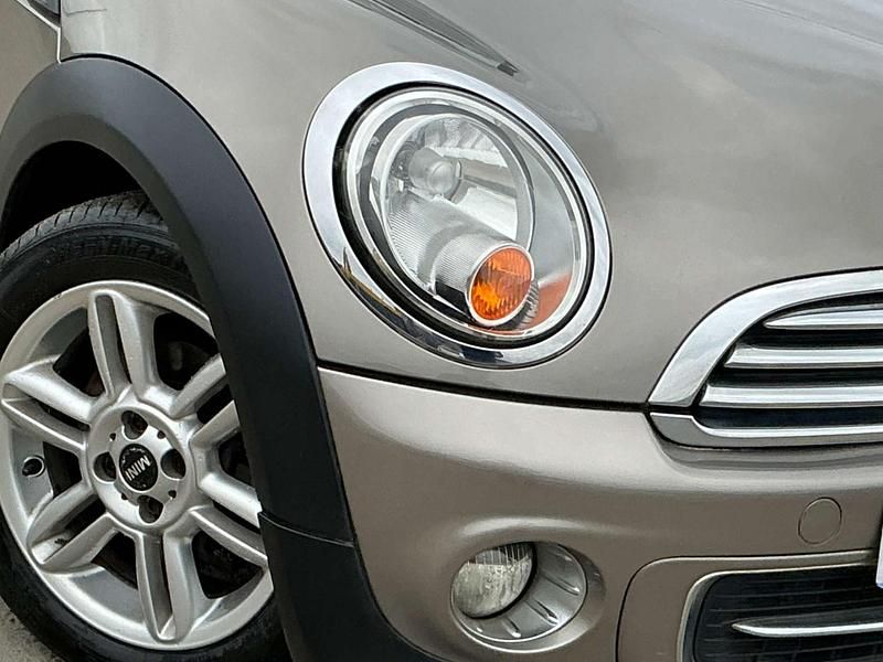Begagnad Mini Cooper Cabriolet 2011 Silver Cab