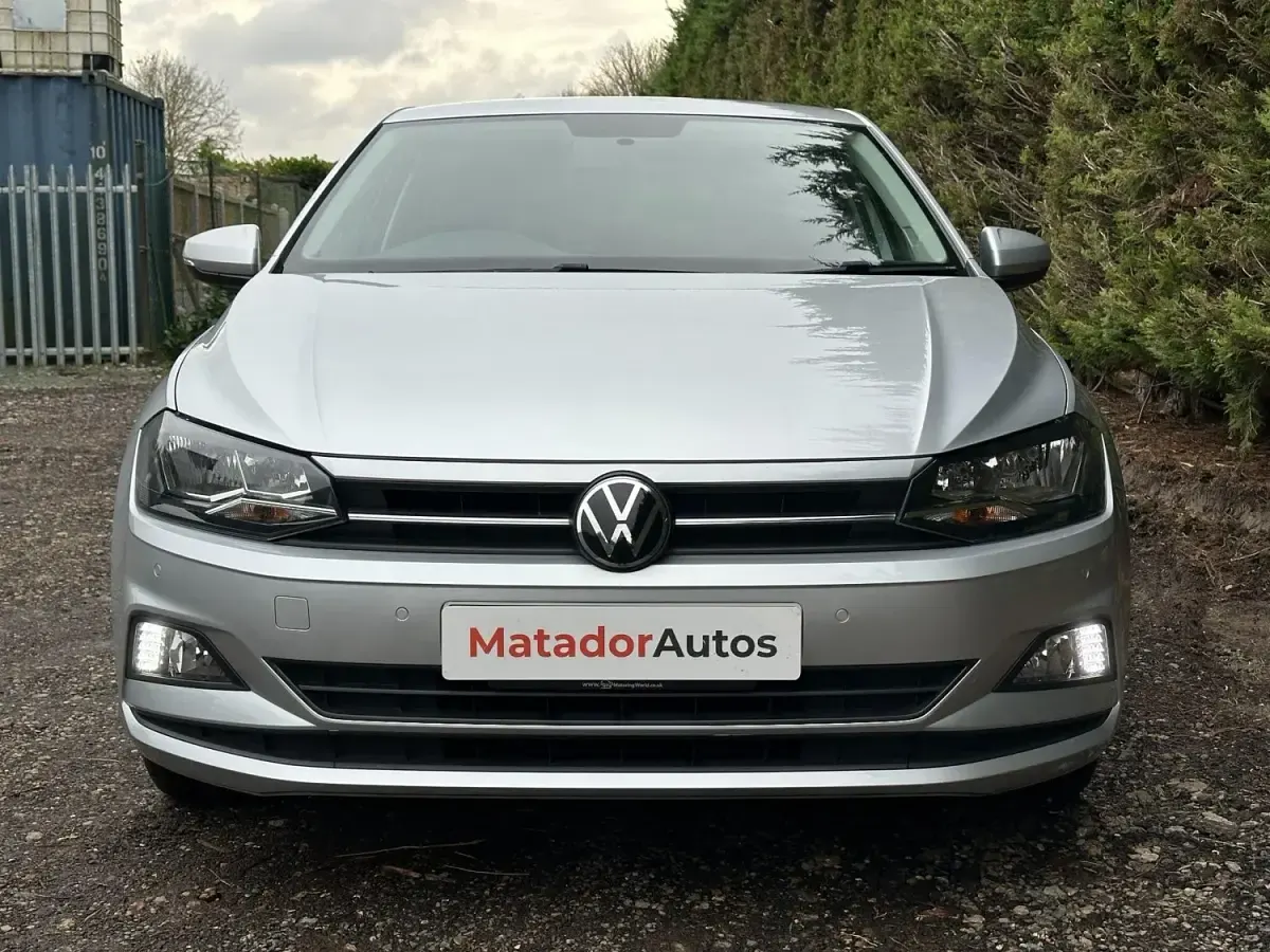 Usado VW Polo Match 80 HP (58 kW) 2021 Prateado Citadino