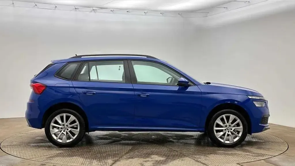 Used Skoda Kamiq SE 110 HP (80 kW) 2023 Blue SUV