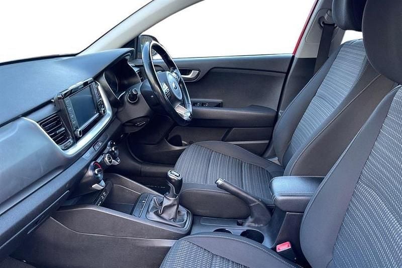 Used Kia Stonic 118 HP (86 kW) 2018 Red SUV