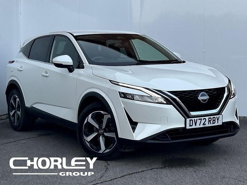 Used Nissan Qashqai N-Connecta 140 HP (102 kW) 2022 White SUV