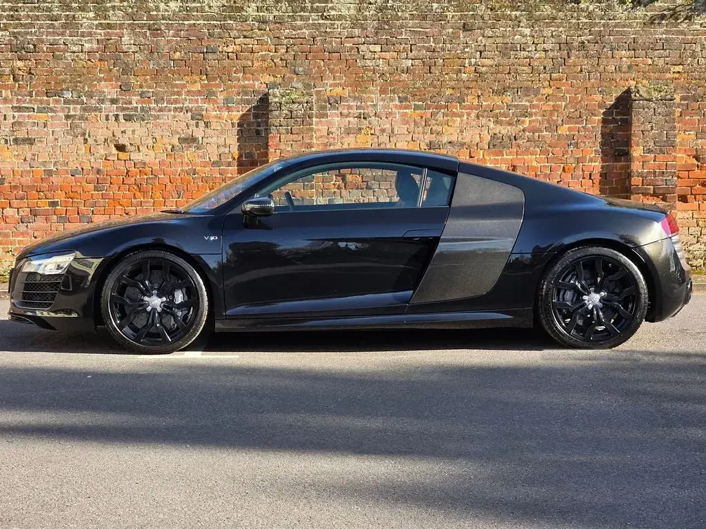 Used Audi R8 Coupé Sport 550 HP (404 kW) 2014 Black Coupe