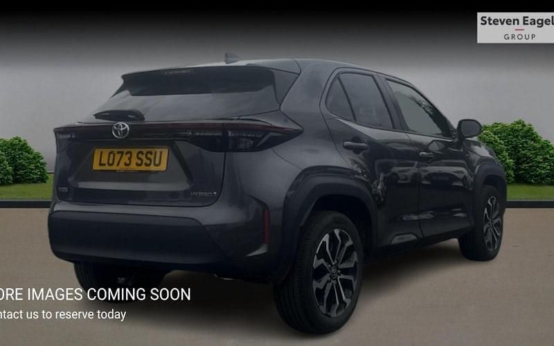 Used Toyota Yaris Hybrid Design 116 HP (85 kW) 2026 Estate