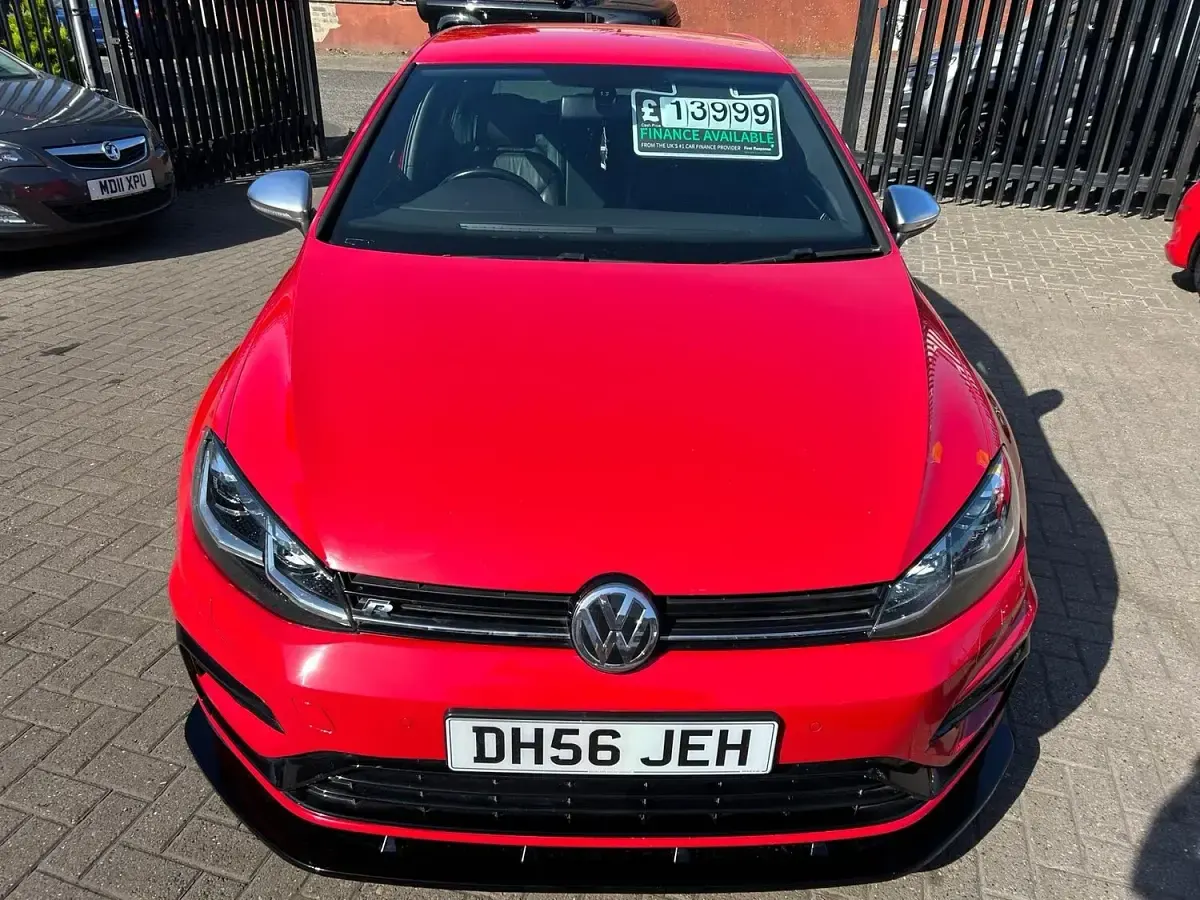 Used VW Golf VII R 295 HP (216 kW) 2014 Red Hatchback