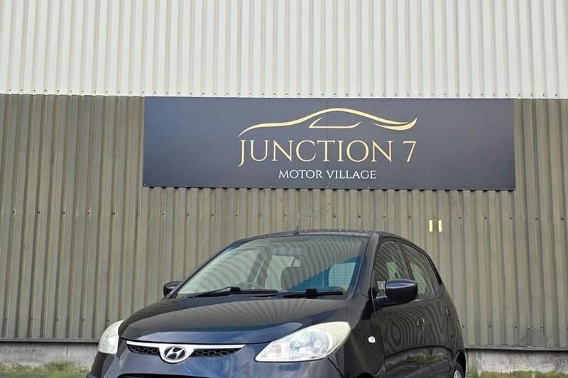 Used Hyundai i10 Comfort 78 HP (57 kW) 2009 Black Hatchback
