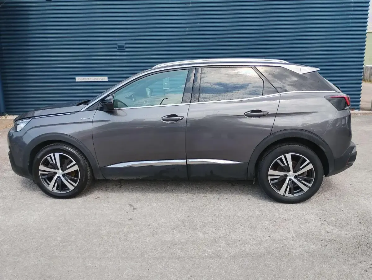 Used Peugeot 3008 GT-line 129 HP (94 kW) 2020 Grey SUV
