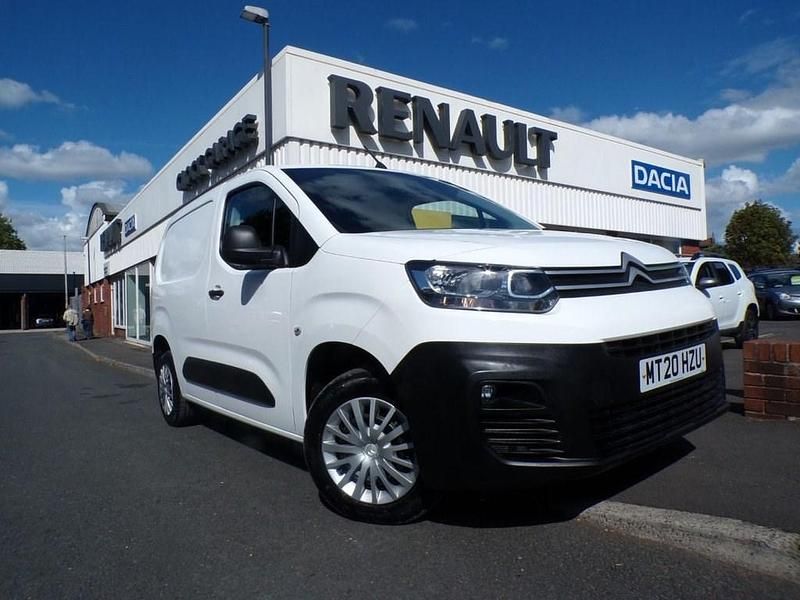 White Used 2020 Citroën Berlingo Start MPV | £8,595 (Fair price) - Image 1/4