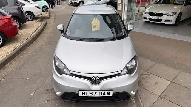 Used MG MG3 106 HP (77 kW) 2017 Silver fox metallic Hatchback