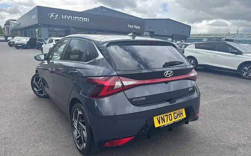 Begagnad Hyundai i20 Premium 101 HK (74 kW) 2023 Halvkombi