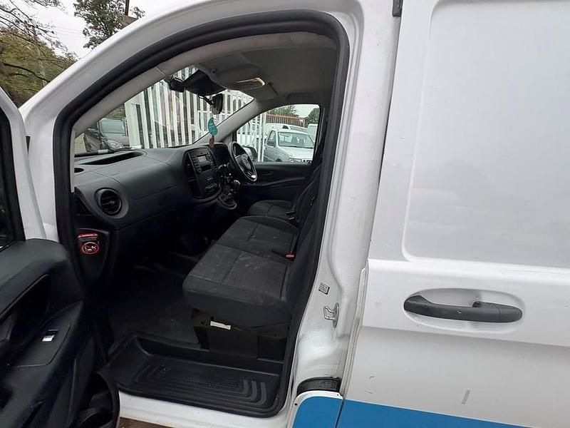 Used Mercedes Vito 100 HP (73 kW) 2019 White Van