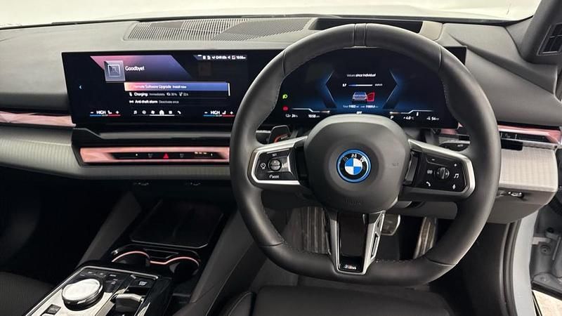 Used BMW i5 M Sport 246 kW (335 HP) 2025 Grey