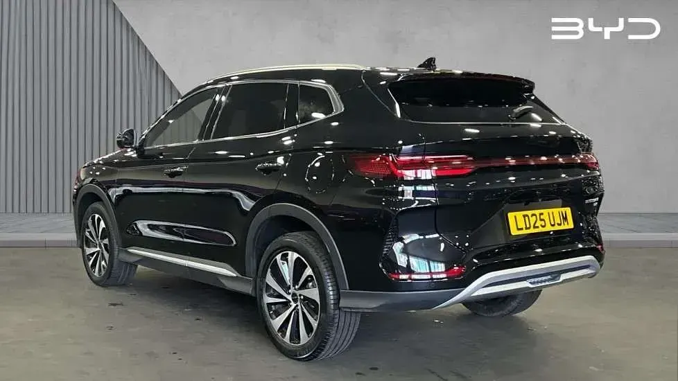 Used BYD Seal U Boost 218 HP (160 kW) 2025 Black SUV