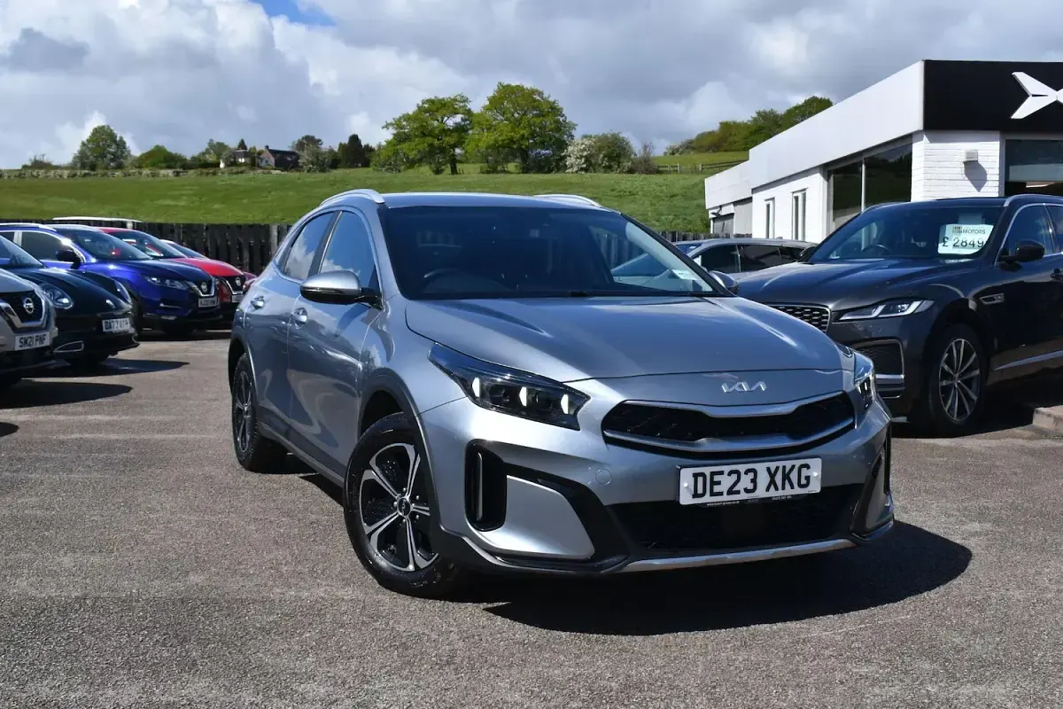 Used Kia XCeed 141 HP (103 kW) 2023 Silver SUV
