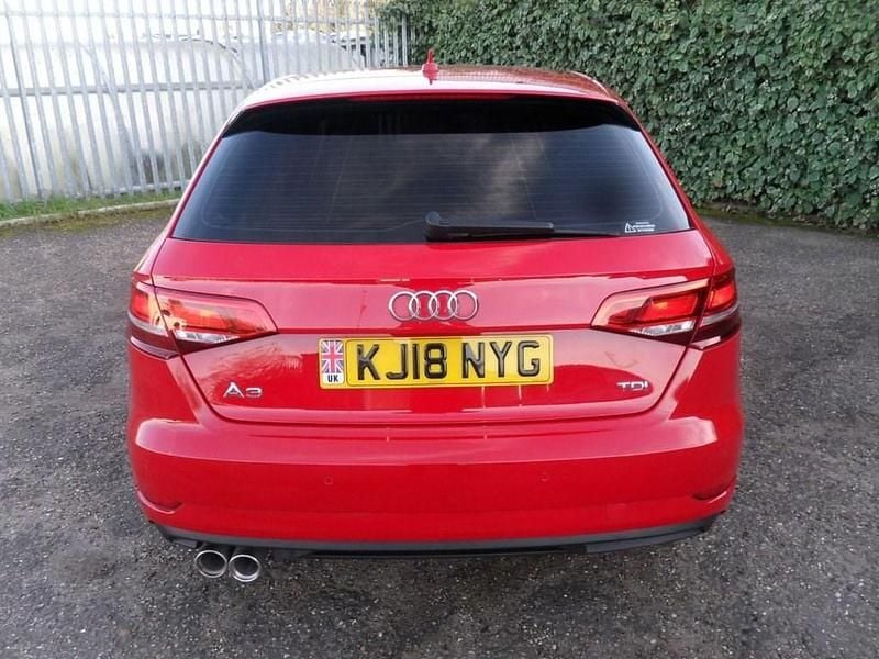 Used Audi A3 Sportback Design 150 HP (110 kW) 2018 Red Hatchback