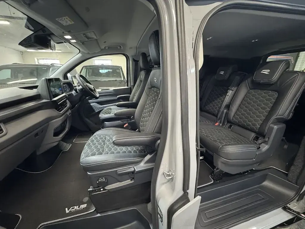 New VW Transporter Pro 170 HP (125 kW) 2026 Grey Van