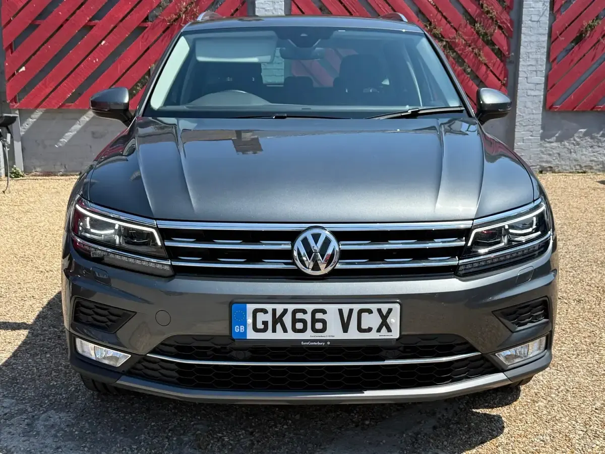 Used VW Tiguan SEL 180 HP (132 kW) 2016 Grey SUV