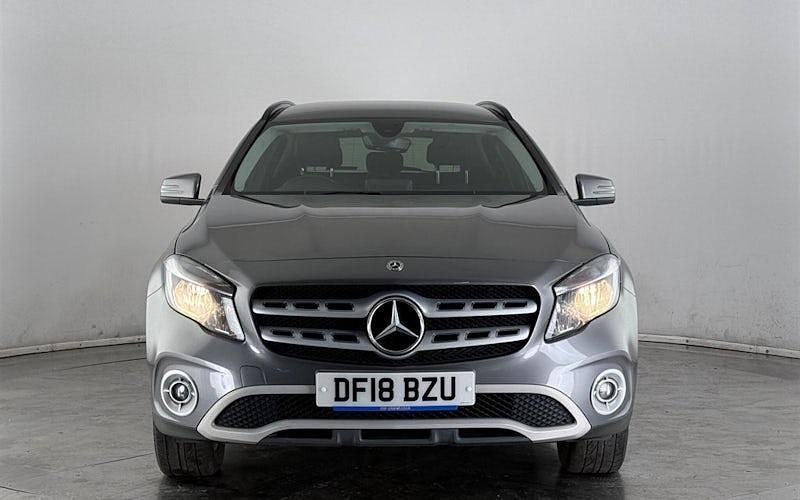 Used Mercedes GLA200 SE 156 HP (114 kW) 2019 SUV