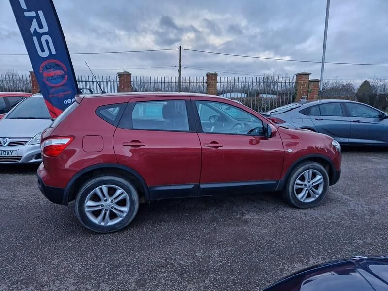 Used Nissan Qashqai Acenta 2012 Red SUV