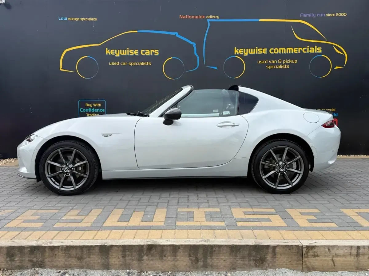 Used Mazda MX5 Inclusive 160 HP (117 kW) 2017 Silver Cabriolet