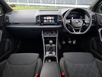 Used Skoda Karoq SportLine 150 HP (110 kW) 2024 White SUV