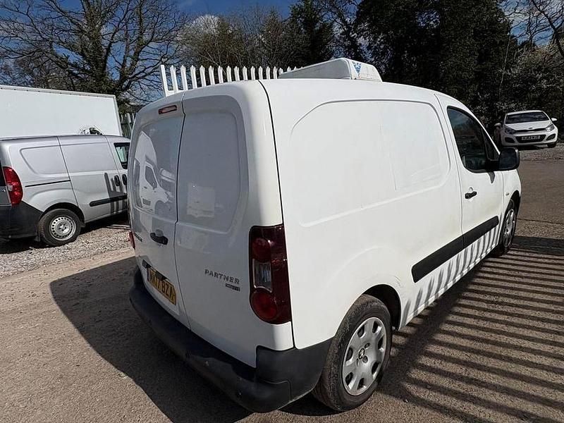 Used Peugeot Partner 2017 White