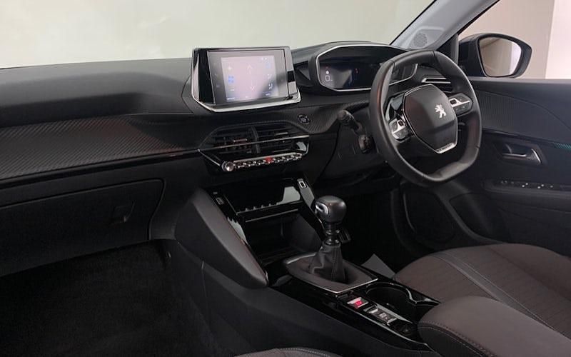 Used Peugeot 208 Allure+ 102 HP (75 kW) 2023 Blue Hatchback