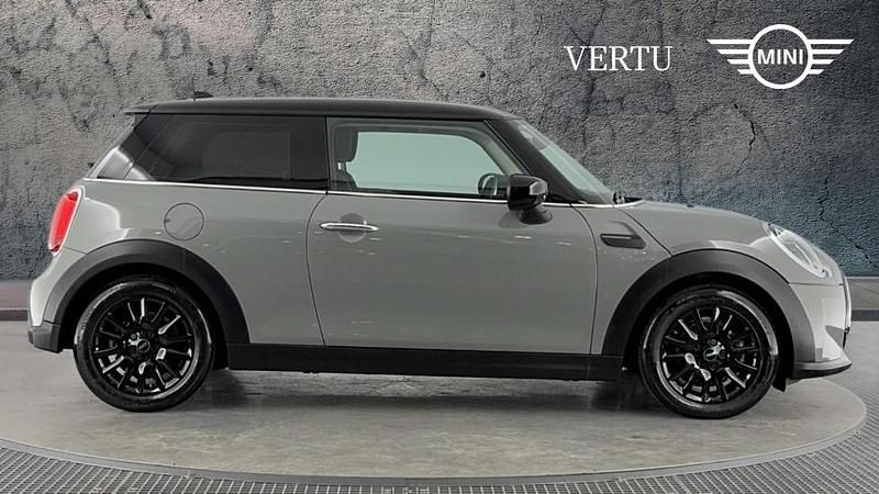 Used Mini Cooper Classic 134 HP (98 kW) 2022 Grey Hatchback