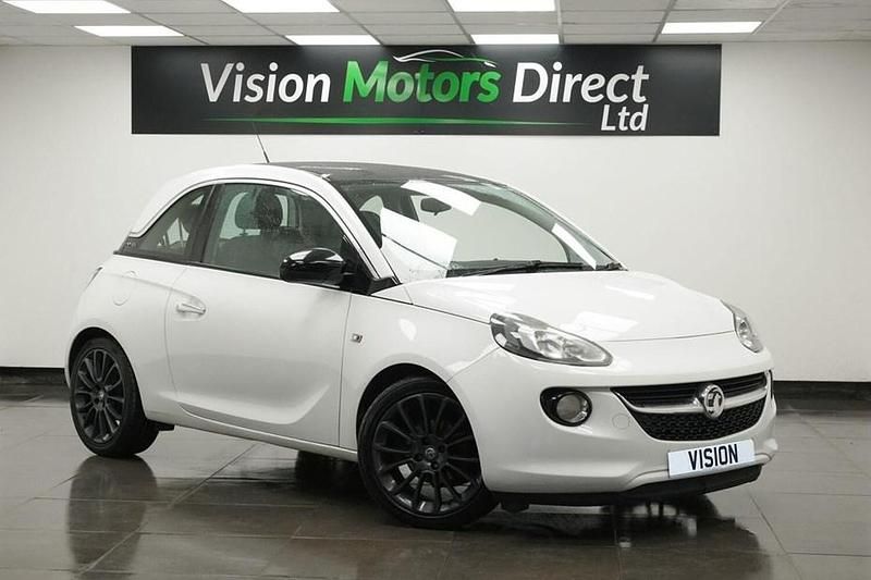 Used Vauxhall Adam Glam 70 HP (51 kW) 2014 White Hatchback