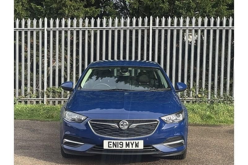 Used Vauxhall Insignia Sport 110 HP (80 kW) 2019 Blue Hatchback