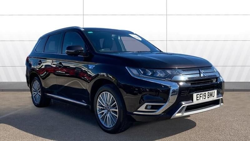 Usado Mitsubishi Outlander P-HEV 177 HP (130 kW) 2018 Carrinha