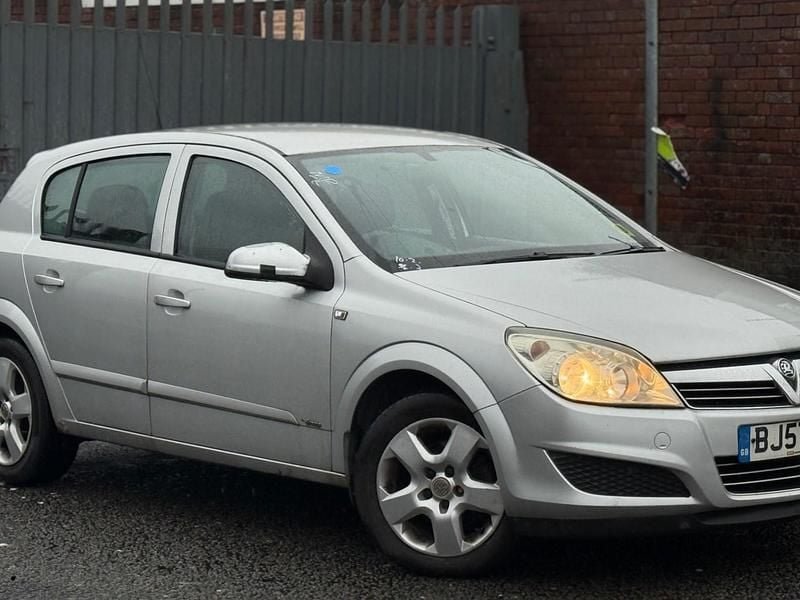 Used Vauxhall Astra 2007 Silver Hatchback