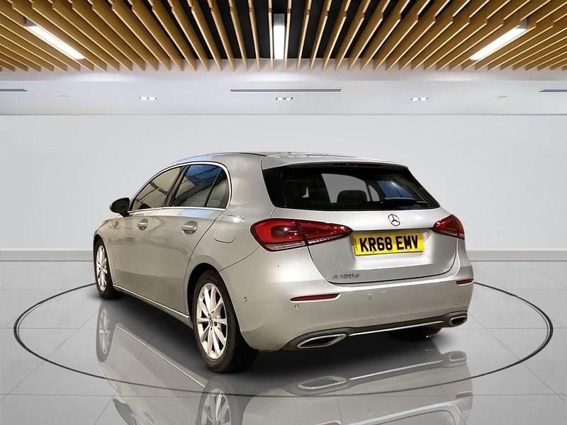 Used Mercedes A180 Executive 116 HP (85 kW) 2018 Silver Hatchback